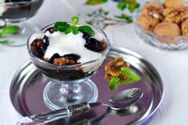 Prune & Walnut Dessert with Sour Cream