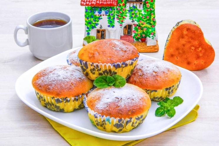 Easy Homemade Kefir Muffins Easy Homemade Kefir Muffins