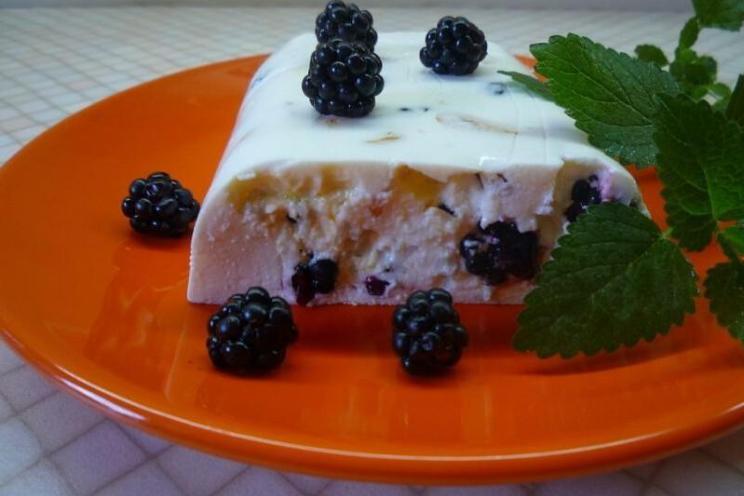 Blackberry Cottage Cheese Delight Blackberry Cottage Cheese Delight