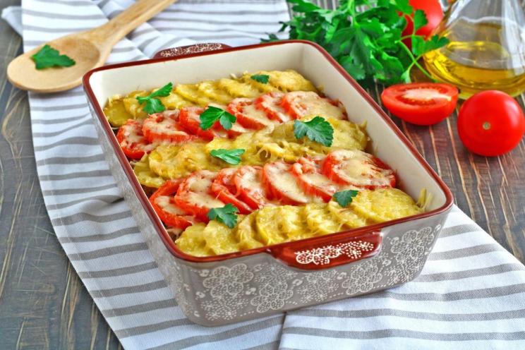 Oven-Baked Potato and Minced Meat Casserole