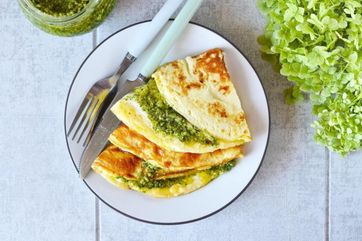 Pesto and Cream Cheese Breakfast Omelet