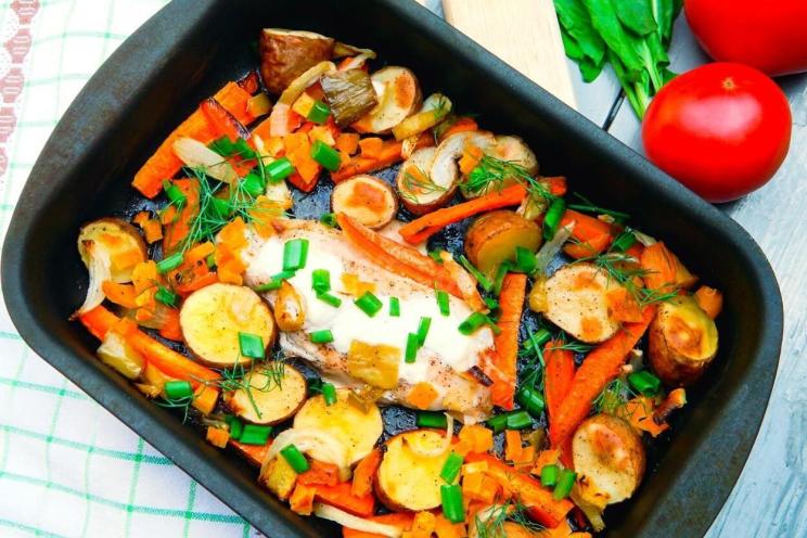 Oven-Baked Chicken Breast with Vegetables