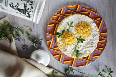 Sunny Dandelion Corn Salad