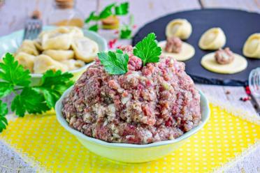Juicy Beef and Pork Dumplings