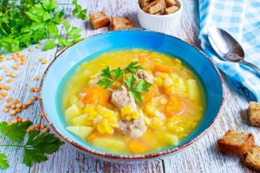 Hearty Pea and Pork Soup