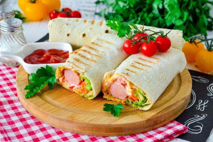 Pita Bread Hot Dog: Easy Family Snack