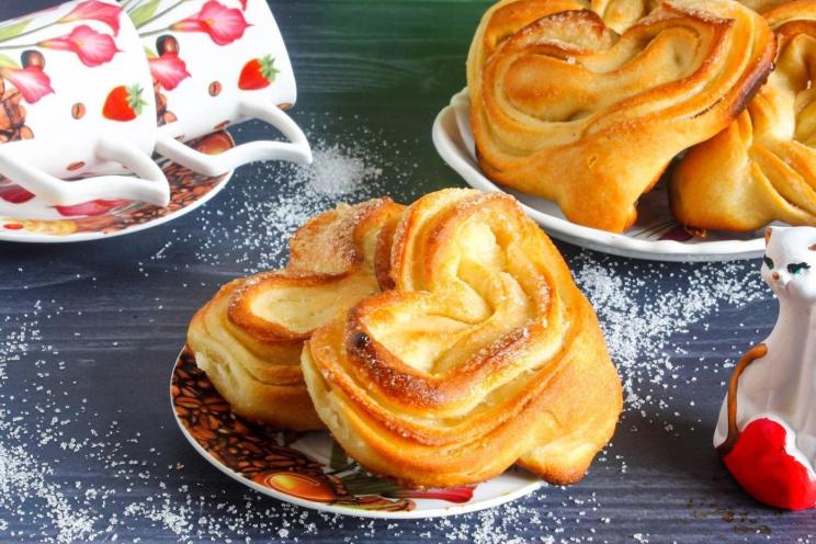 Easy Vegan Sugar Buns with Dry Yeast