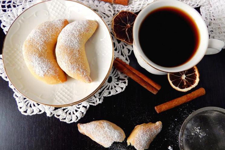 Irresistible Banana-Shaped Cottage Cheese Cookies
