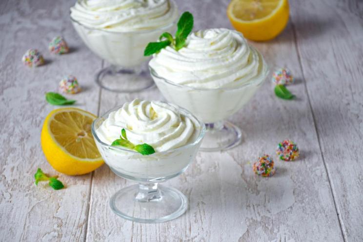 Creamy Curd Mousse with Gelatin