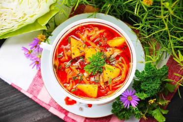 Hearty Red Borscht with Chicken and Veggies