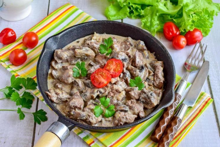 Quick & Tasty Chicken Liver with Mushrooms
