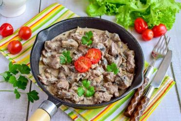 Quick & Tasty Chicken Liver with Mushrooms