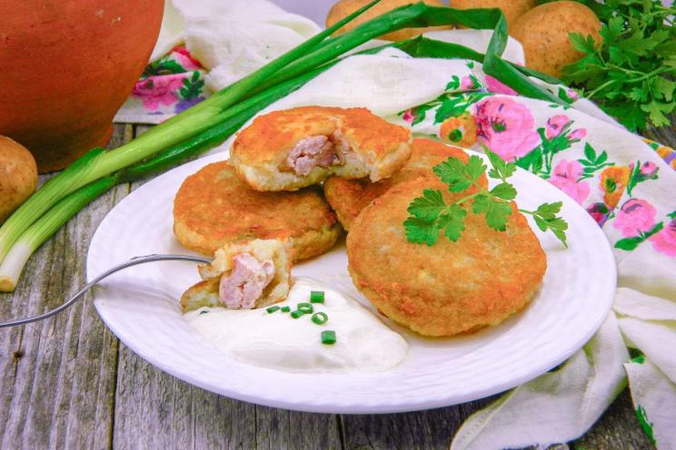Meat-Filled Belarusian Potato Pancakes
