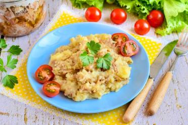 Easy Mashed Potatoes and Stewed Meat for Beginners
