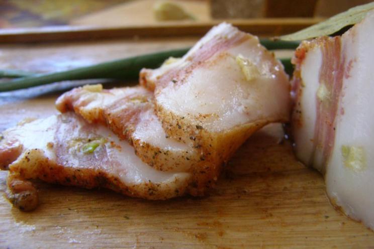 Versatile Boiled Lard: The Perfect Snack for Any Occasion