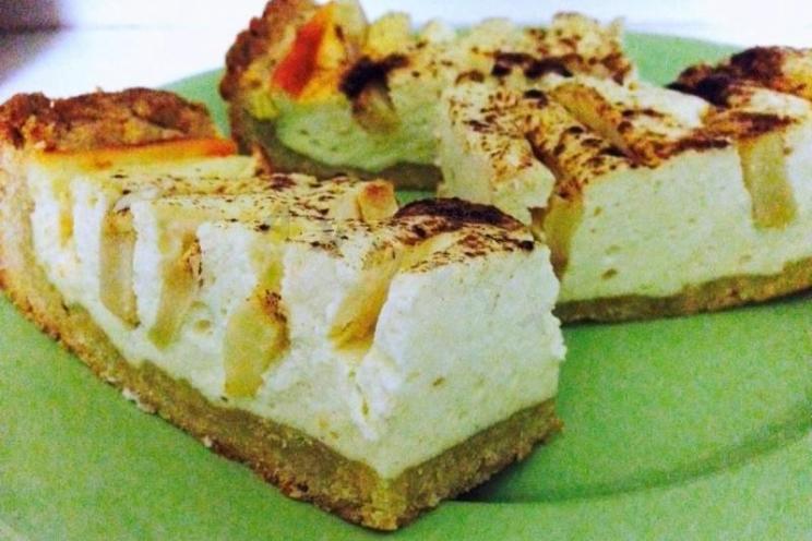 Fruit-Filled Cheesecake Pie