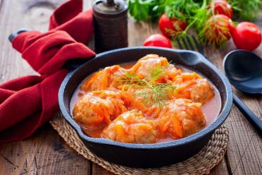 One-Pan Meatballs in Tomato Sauce with Rice