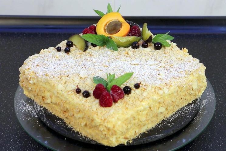 Vanilla Buttercream Napoleon Cake