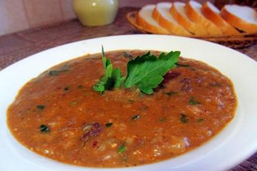 Slow Cooker Kharcho Soup Recipe