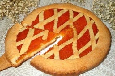 Classic Italian Crostata Pie