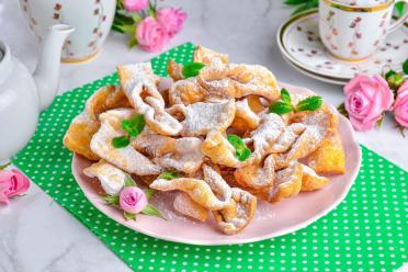 Quick & Crispy Vodka-Infused Pastry Treats