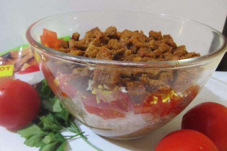 Sprat Tomato Salad with Ketchup and Croutons