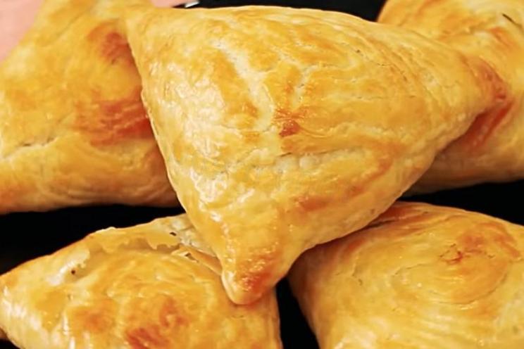 Homemade Samsa with Buttery Puff Pastry and Minced Meat
