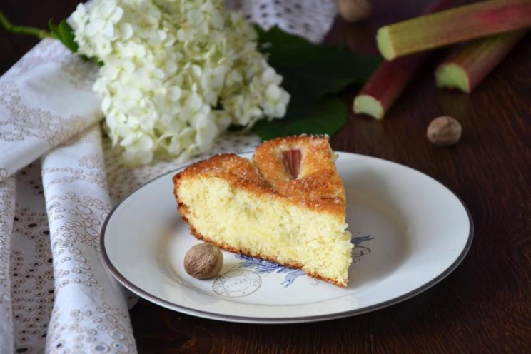 Rhubarb Cardamom Delight Pie