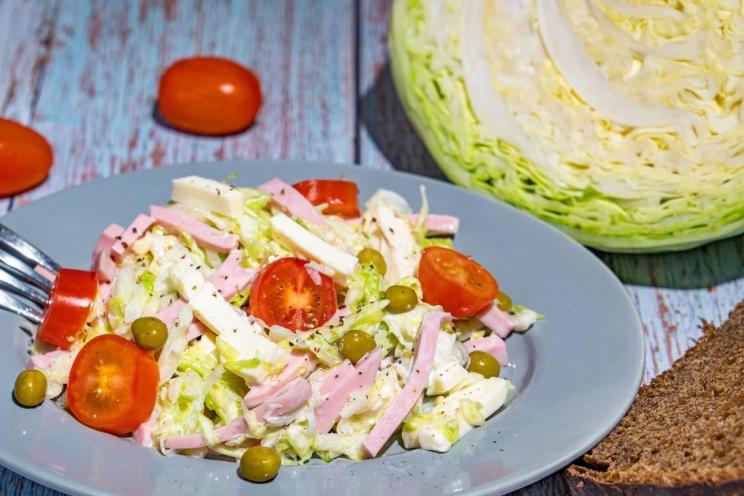 Ham, Cheese, and Pea Cabbage Salad Ham, Cheese, and Pea Cabbage Salad
