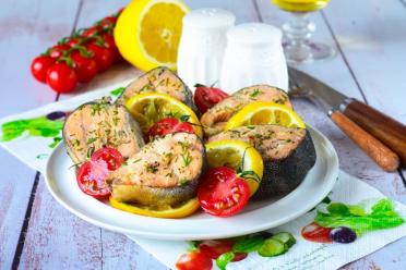 Oven-Baked Foil-Wrapped Pink Salmon