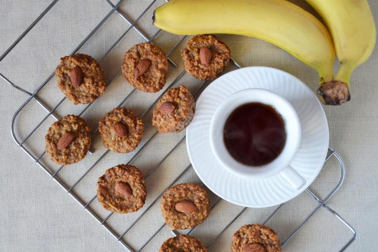 Healthy Almond Oatmeal Cookies Healthy Almond Oatmeal Cookies