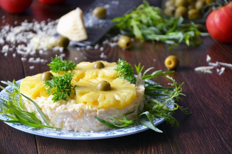 Cheese and Garlic Pineapple Salad