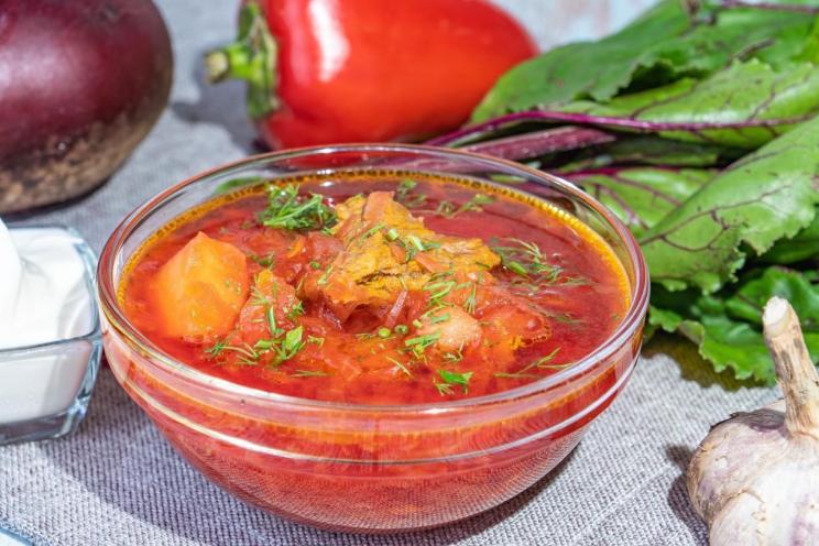 Siberian-Style Beetroot Borscht with Beef and Vegetables