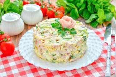 Melting Ham and Cucumber Salad Delight