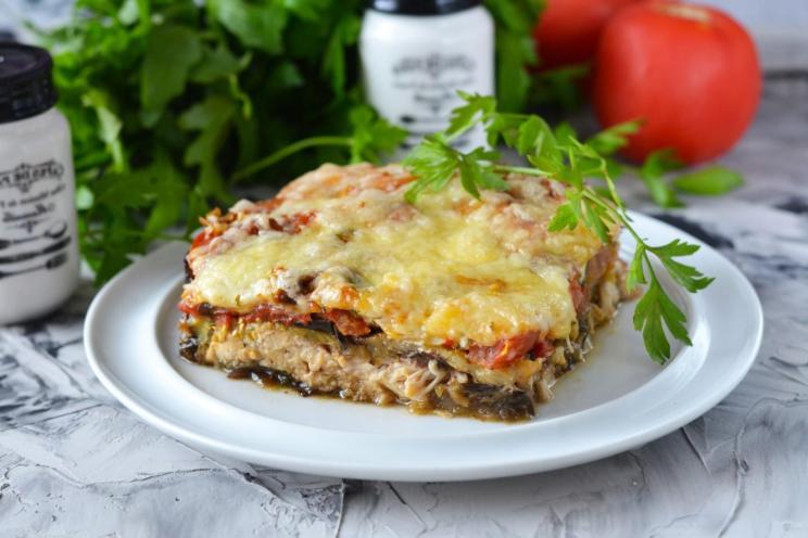 Baked Chicken with Eggplant, Tomatoes, and Cheesy Crust