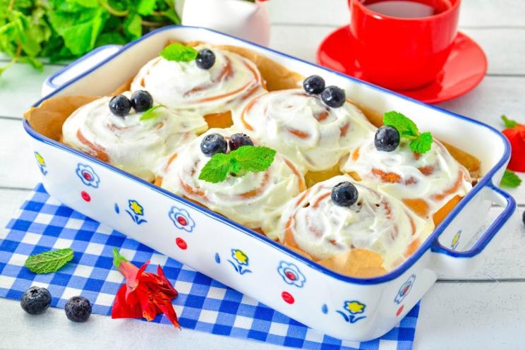 Classic Cinnamon Rolls with Buttercream