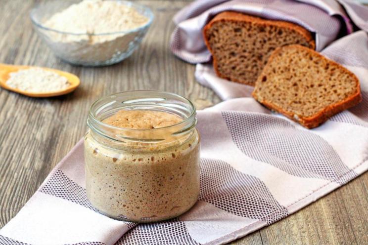Natural Sourdough Starter for Yeast-Free Bread Natural Sourdough Starter for Yeast-Free Bread