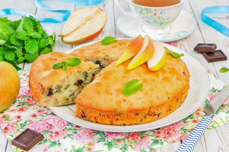 Irresistible Baked Pear Pie