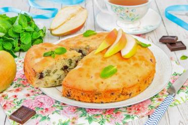 Irresistible Baked Pear Pie