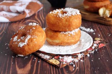 Fluffy Homemade Fried Donuts