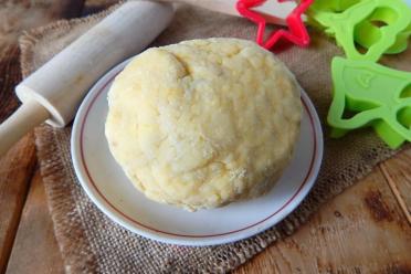 Quick and Easy Shortbread Cookies with Margarine