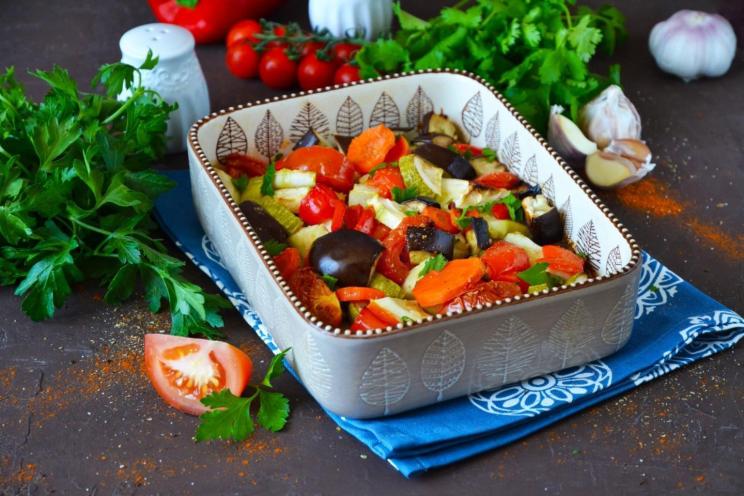 Easy Oven-Baked Vegetable Stew Easy Oven-Baked Vegetable Stew