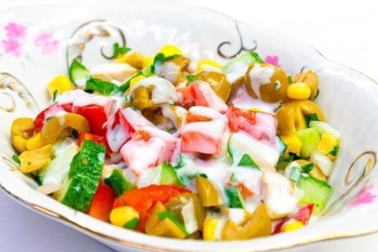 Spicy Peppercorn and Olive Salad