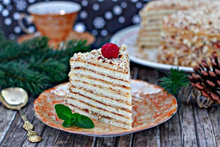 Pan-Fried Svetlana Cake: Easy, No-Bake Delight