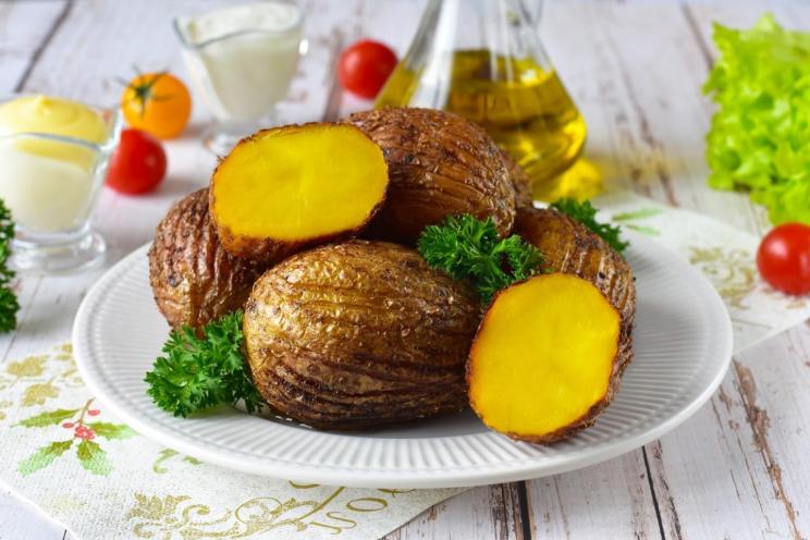 Oven-Baked Herb Potatoes in Skins