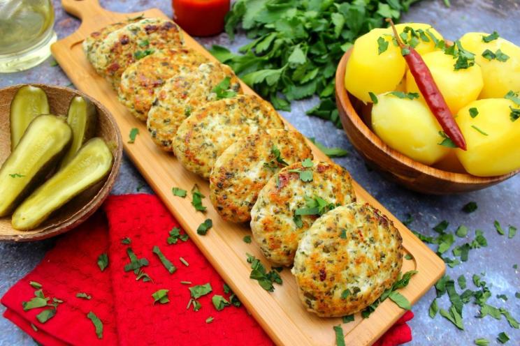 Flavorful Chicken Cutlets with Pickles Flavorful Chicken Cutlets with Pickles