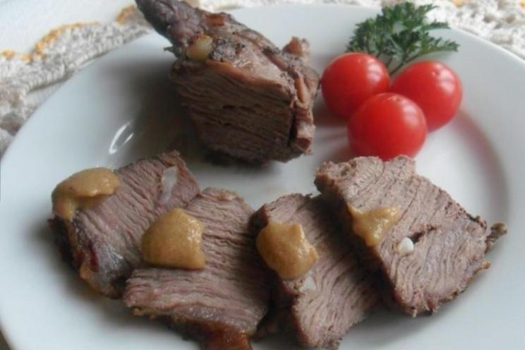 Garlic-Infused Pork Shoulder (No Marinating Needed)
