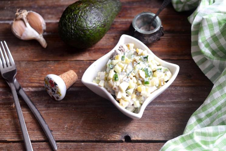 Beef and Pickle Salad Delight