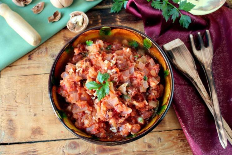 Nutritious Red Bean Lobio for Lent and Vegans