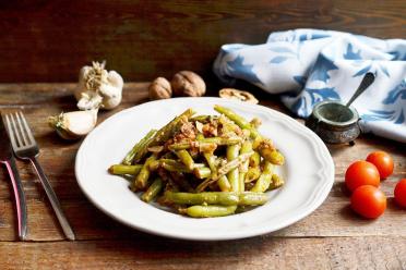 Georgian-Style Green Bean Lobio